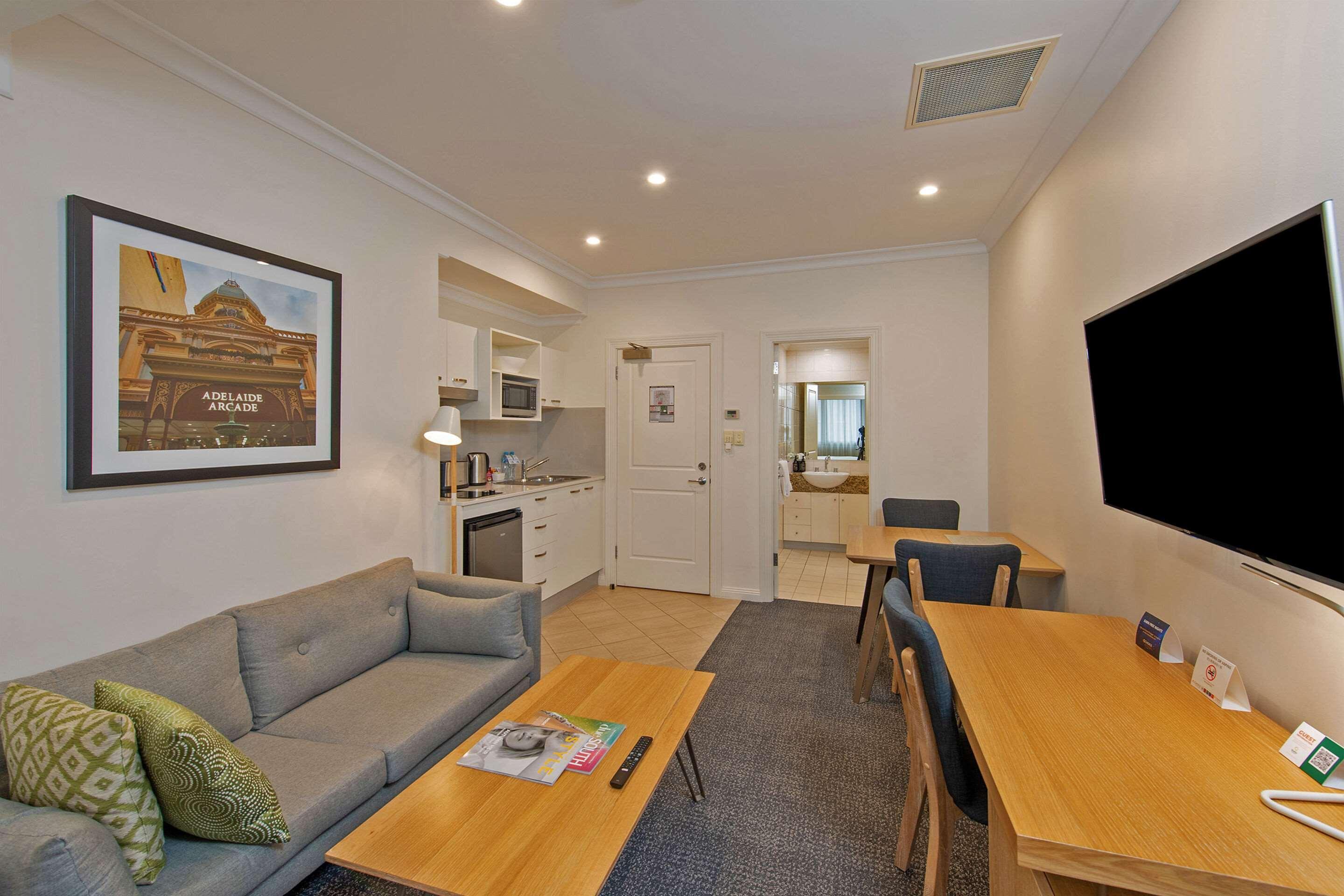 Quality Apartments Adelaide Central Buitenkant foto