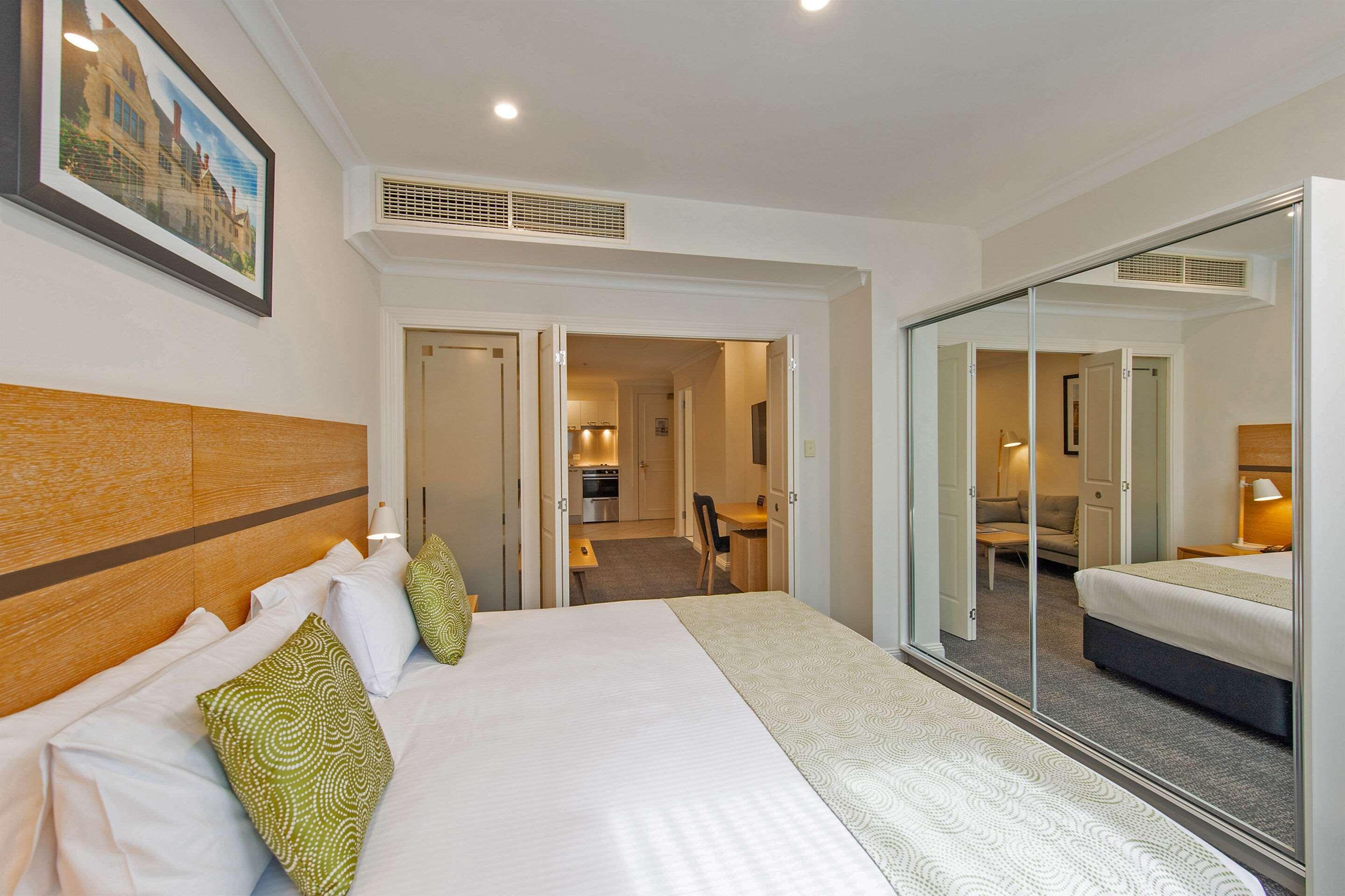 Quality Apartments Adelaide Central Buitenkant foto